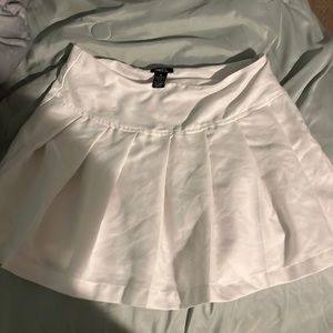 white tennis skirt
